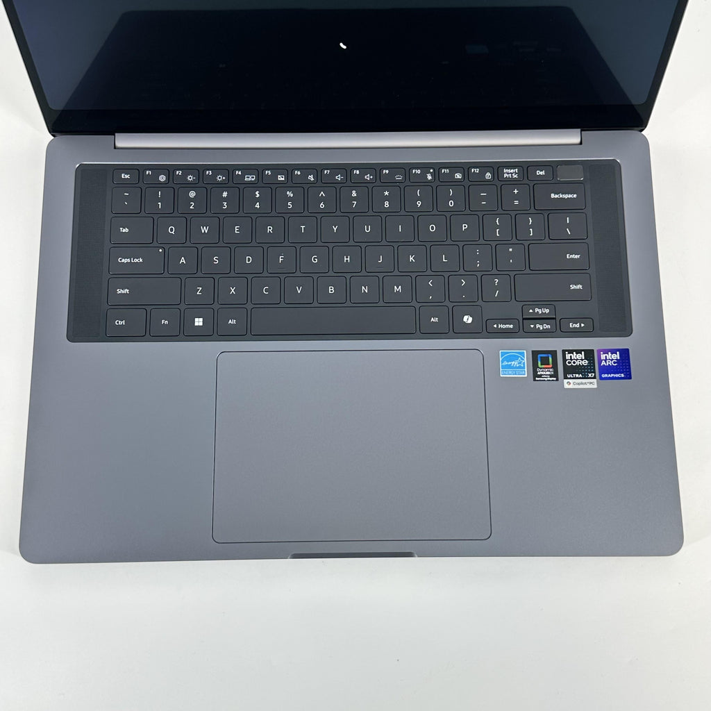Samsung Galaxy Book6 Ultra 16 Gray Blue 1.9 GHz Intel Core Ultra X7 Series 3 32GB RAM 1TB Solid State Drive