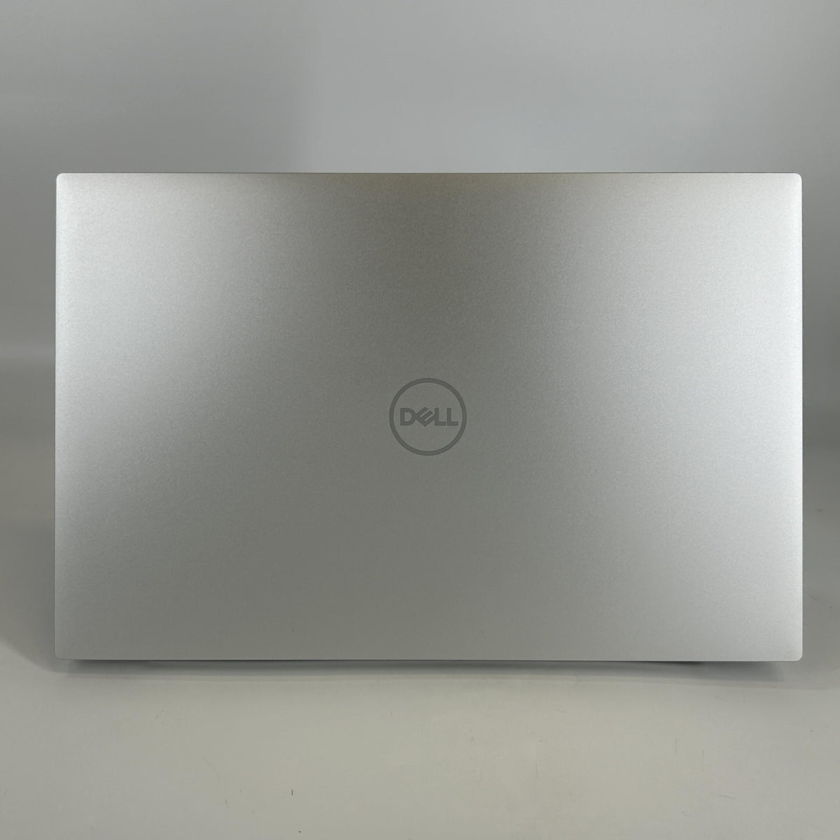 Dell XPS 17 9720 Silver 2.5 GHz Intel Core i9 12th Gen. 64GB RAM 2TB Solid State Drive NVIDIA GeForce RTX 3060 6 GB