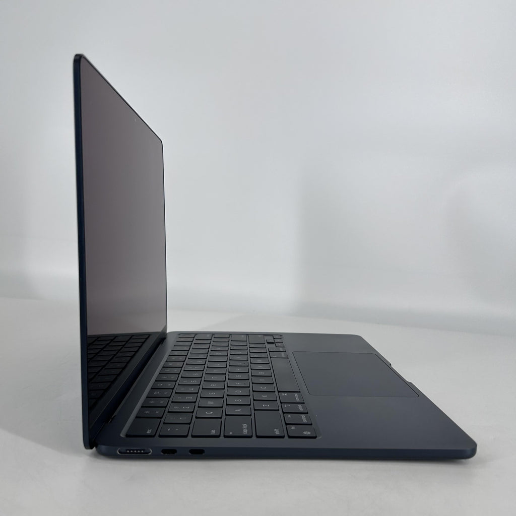 MacBook Air 13 2022 Blue 3.49 GHz M2 8-Core CPU 16GB Unified Memory 256GB Solid State Drive 8-Core GPU