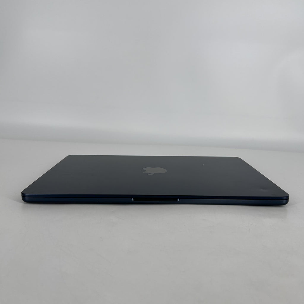 MacBook Air 13 2022 Blue 3.49 GHz M2 8-Core CPU 16GB Unified Memory 256GB Solid State Drive 8-Core GPU