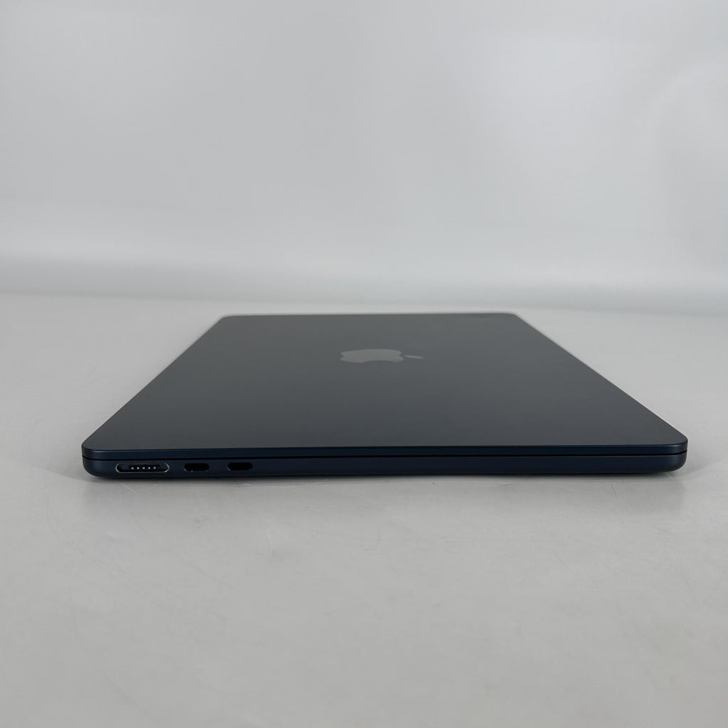 MacBook Air 13 2022 Blue 3.49 GHz M2 8-Core CPU 16GB Unified Memory 256GB Solid State Drive 8-Core GPU