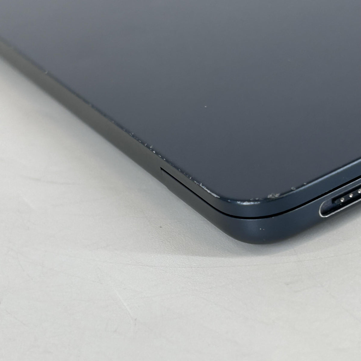 MacBook Air 13 2022 Blue 3.49 GHz M2 8-Core CPU 16GB Unified Memory 256GB Solid State Drive 8-Core GPU