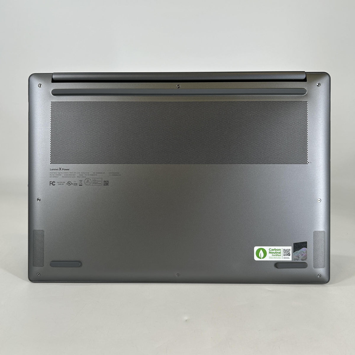 Lenovo Yoga Pro 9i 16 Gray 2.9 GHz Intel Core Ultra 9 Series 2 32GB RAM 1TB Solid State Drive NVIDIA GeForce RTX 5060 8 GB