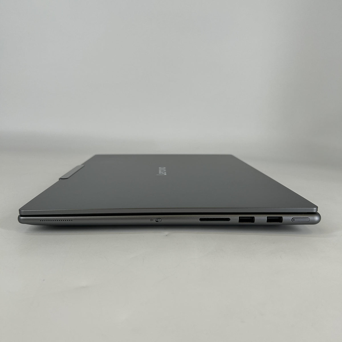 Lenovo Yoga Pro 9i 16 Gray 2.9 GHz Intel Core Ultra 9 Series 2 32GB RAM 1TB Solid State Drive NVIDIA GeForce RTX 5060 8 GB