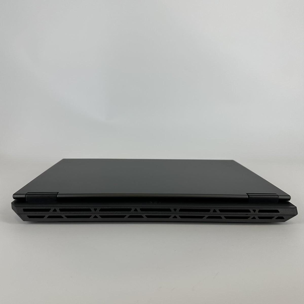 Asus TUF F16 16 Jaeger Gray 2.2 GHz Intel Core i7 14th Gen. 32GB RAM 512GB Solid State Drive 4TB Solid State Drive NVIDIA GeForce RTX 5060 8 GB