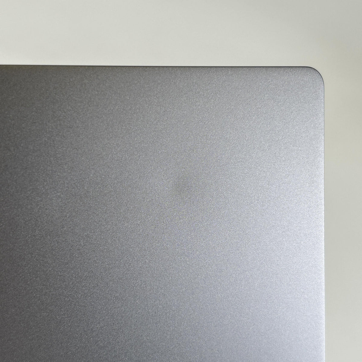 Lenovo Yoga Pro 9i 16 Gray 2.9 GHz Intel Core Ultra 9 Series 2 32GB RAM 1TB Solid State Drive NVIDIA GeForce RTX 5060 8 GB