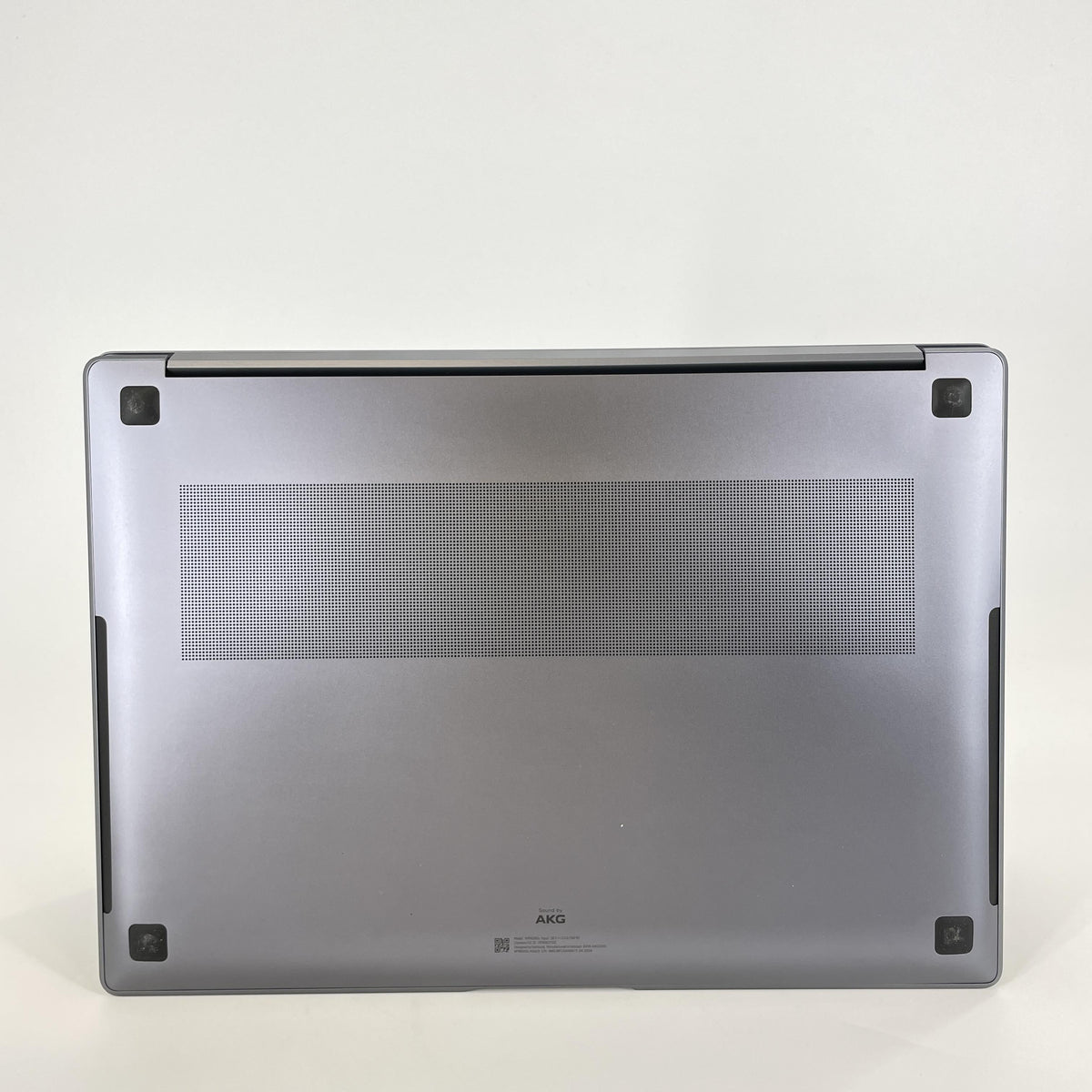 Samsung Galaxy Book4 Ultra 16 Gray 3.8 GHz Intel Core Ultra 7 16GB RAM 1TB Solid State Drive NVIDIA GeForce RTX 4050 6 GB