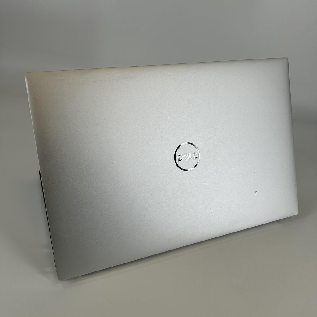 Dell XPS 15 9510 Silver 2.3 GHz Intel Core i7 11th Gen. 16GB RAM 512GB Solid State Drive NVIDIA GeForce RTX 3050 Ti 4 GB