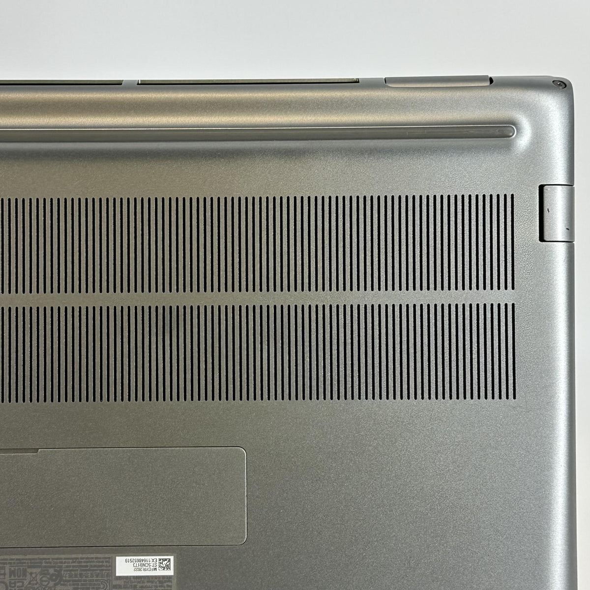 Dell Precision 7770 17.3 Gray 2.3 GHz Intel Core i9 12th Gen. 32GB RAM 512GB Solid State Drive NVIDIA RTX A3000 12 GB