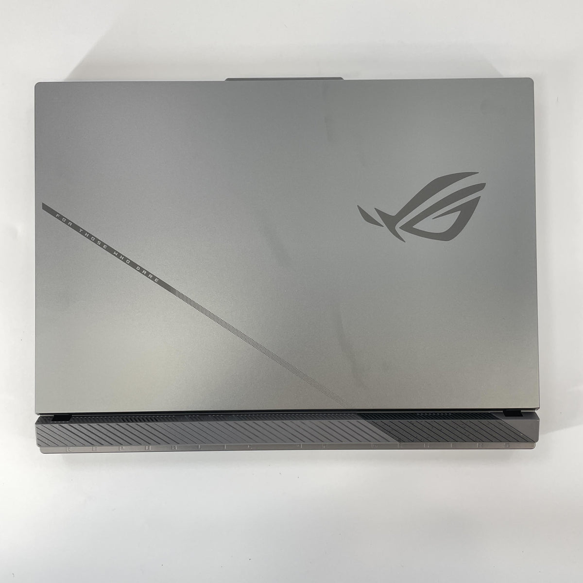 Asus ROG Strix G16 G614 16 Black 2.5 GHz AMD Ryzen 9 9955HX 16GB RAM 1TB Solid State Drive NVIDIA GeForce RTX 5060 8 GB