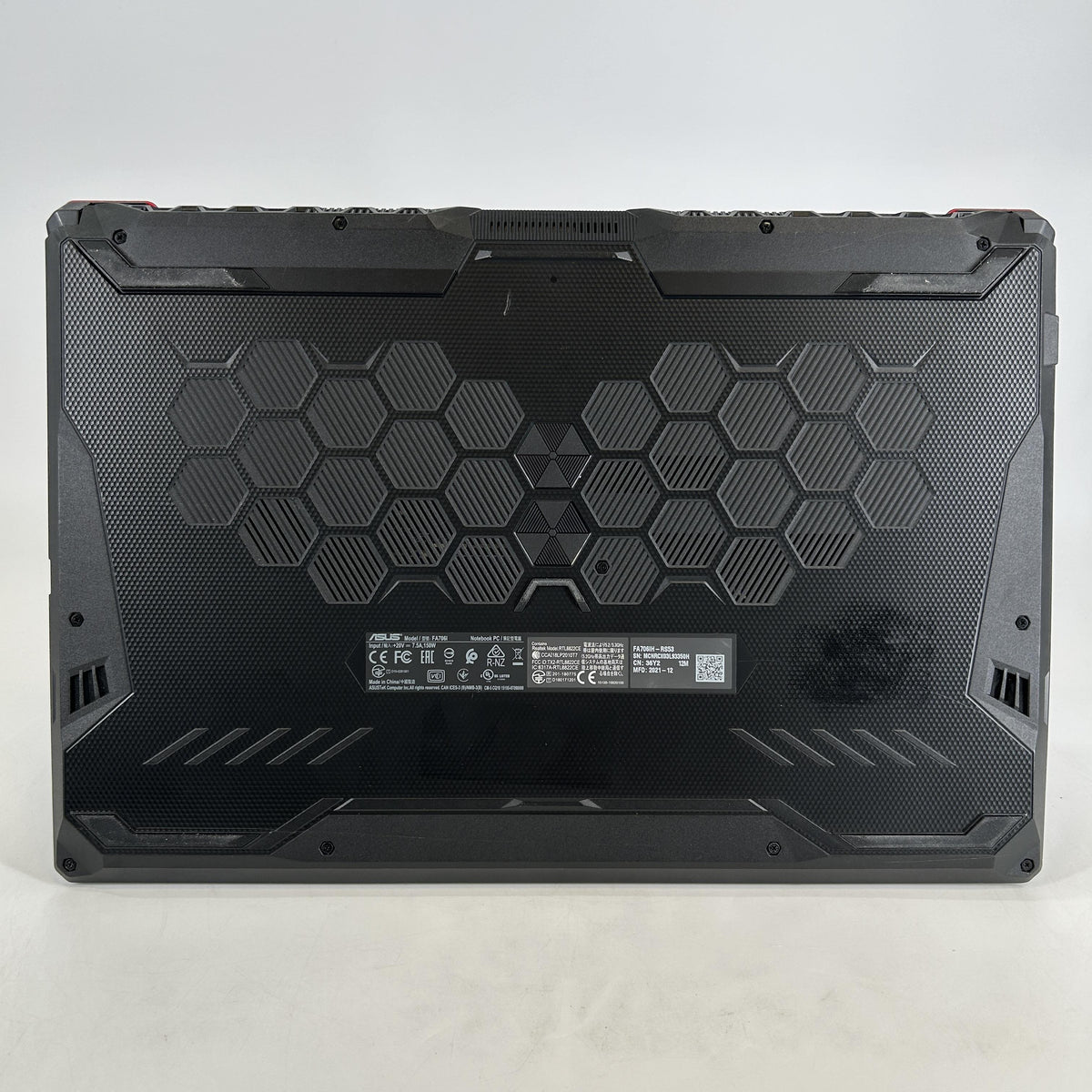 Asus TUF A17 17.3 Black 3.0 GHz AMD Ryzen 5 4600H 8GB RAM 512GB Solid State Drive NVIDIA GeForce GTX 1650 4 GB