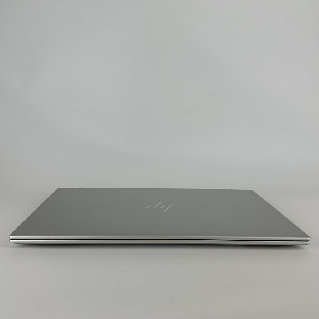 HP Envy 17 Silver 2.1 GHz Intel Core i7 12th Gen. 32GB RAM 1TB Solid State Drive