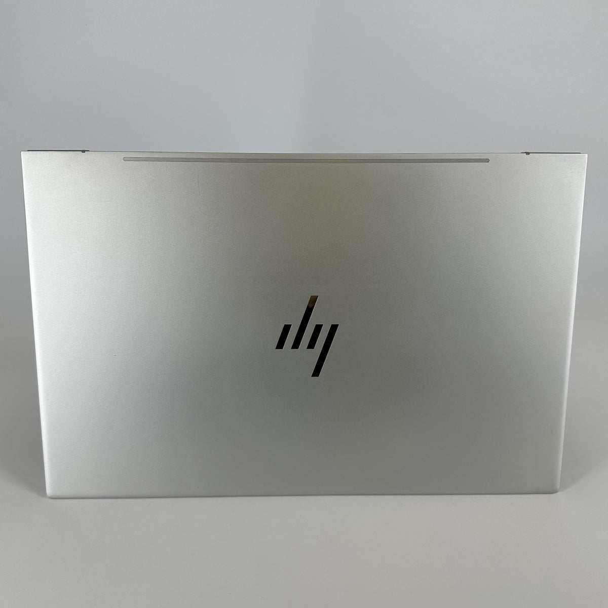HP Envy 17 Silver 2.1 GHz Intel Core i7 12th Gen. 32GB RAM 1TB Solid State Drive