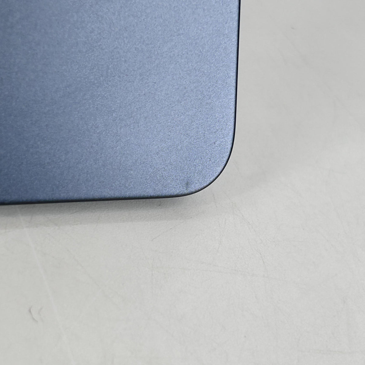 MacBook Air 13 2022 Blue 3.49 GHz M2 8-Core CPU 8GB Unified Memory 256GB Solid State Drive 8-Core GPU