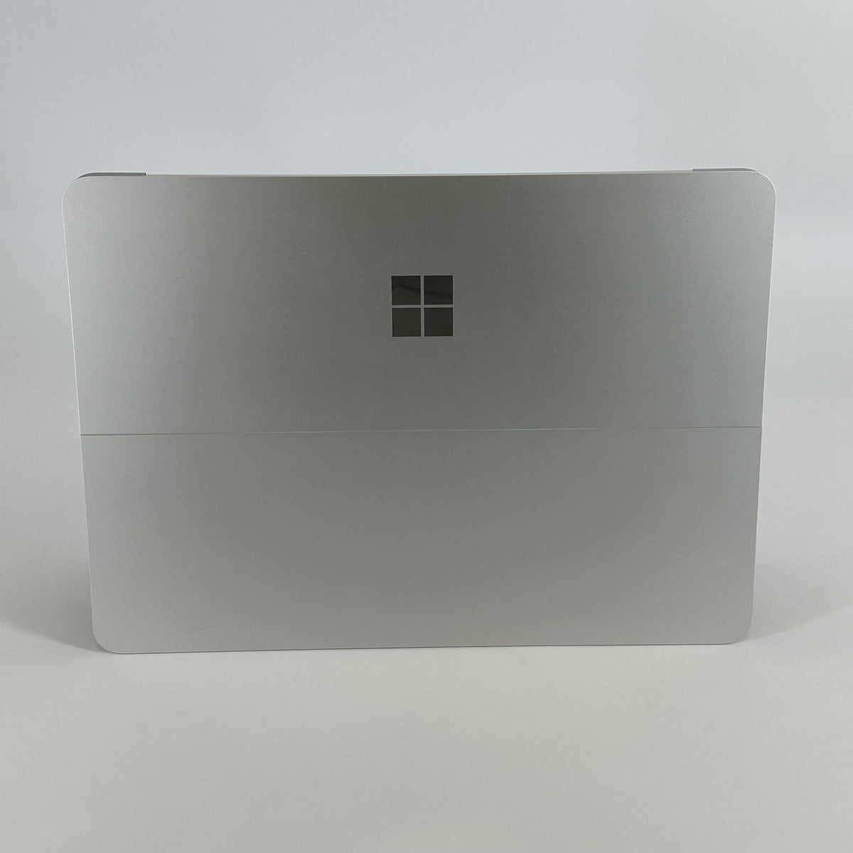 Microsoft Surface Laptop Studio 2 14.4 Silver 2.9 GHz Intel Core i7 13th Gen. 64GB RAM 1TB Solid State Drive NVIDIA GeForce RTX 4060 8 GB