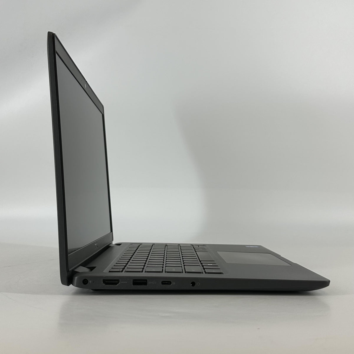 Dell Latitude 3450 14 Gray 1.3 GHz Intel Core i5 13th Gen. 16GB RAM 256GB Solid State Drive