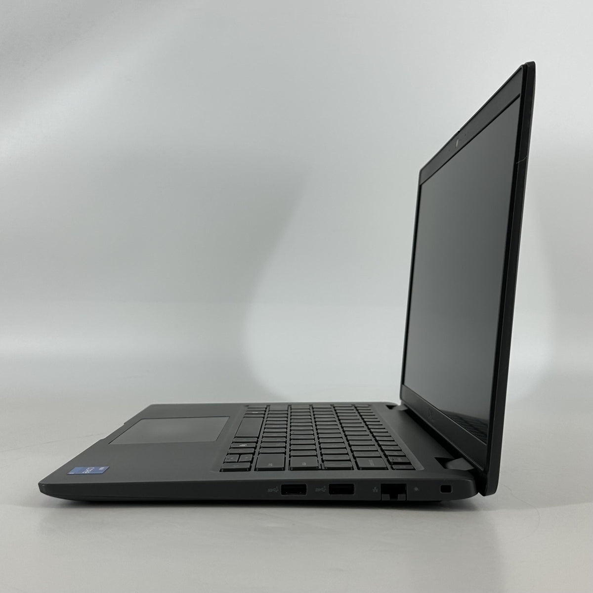 Dell Latitude 3450 14 Gray 1.3 GHz Intel Core i5 13th Gen. 16GB RAM 256GB Solid State Drive