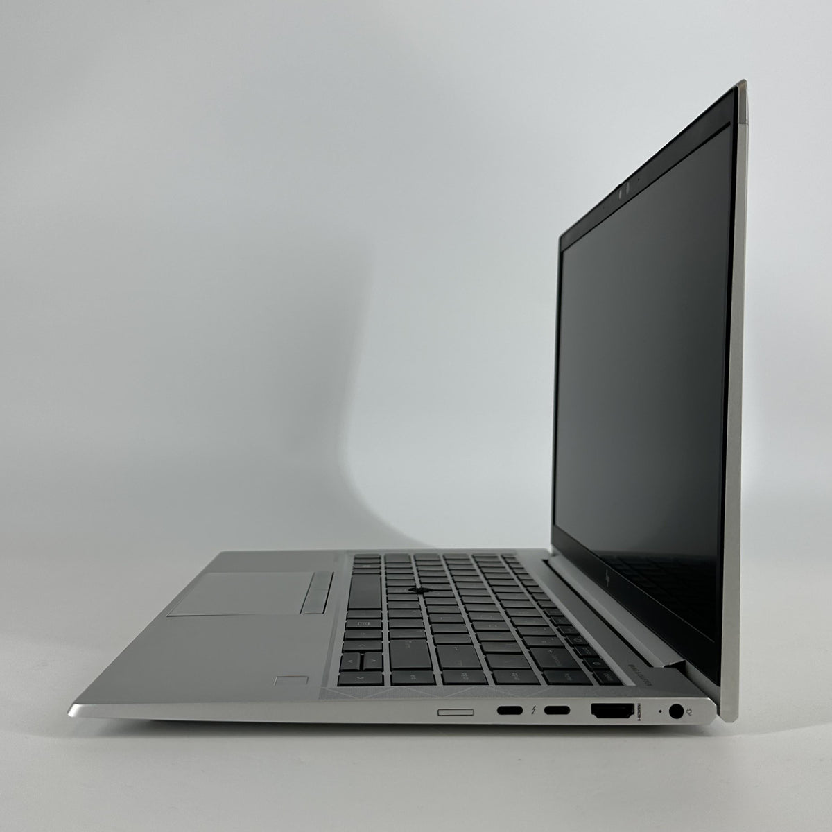 HP Elitebook 840 G8 14 Silver 2.8 GHz Intel Core i7 11th Gen. 16GB RAM 512GB Solid State Drive