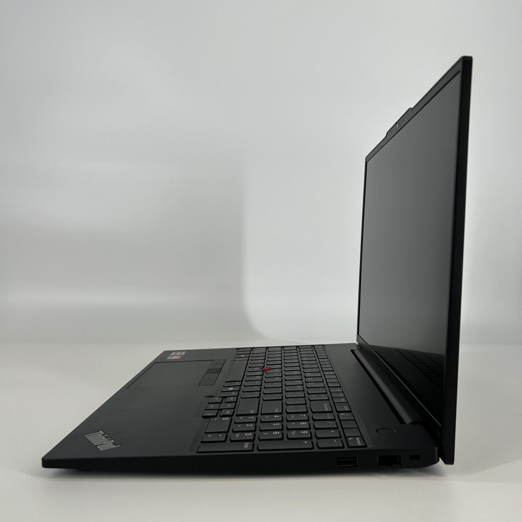 Lenovo ThinkPad E16 Gen 2 Black 2.7 GHz AMD Ryzen 7 7735U 16GB RAM 512GB Solid State Drive