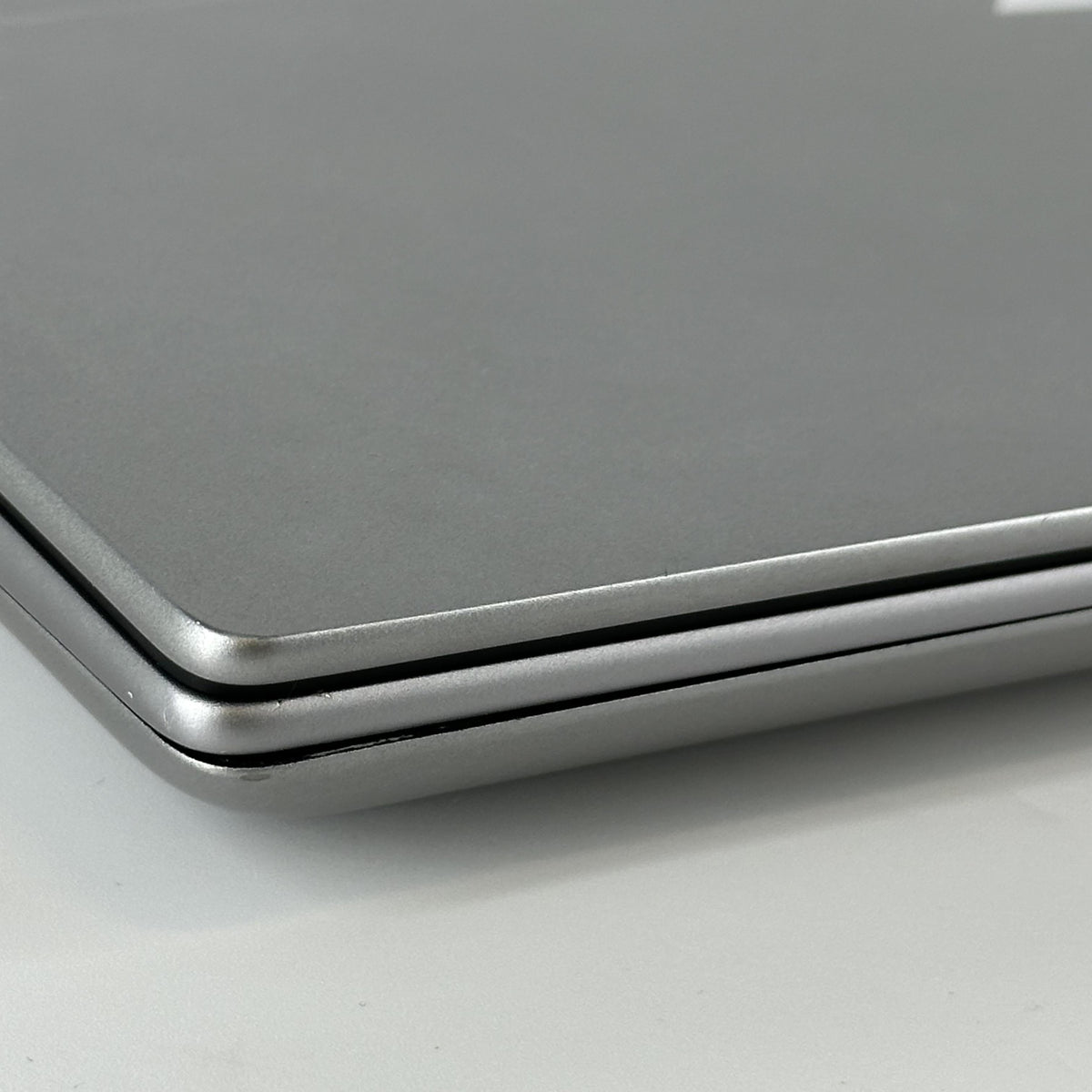 HP ZBook Fury 16 G9 Silver 2.1 GHz Intel Core i7 12th Gen. 32GB RAM 1TB Solid State Drive NVIDIA RTX A2000 8 GB
