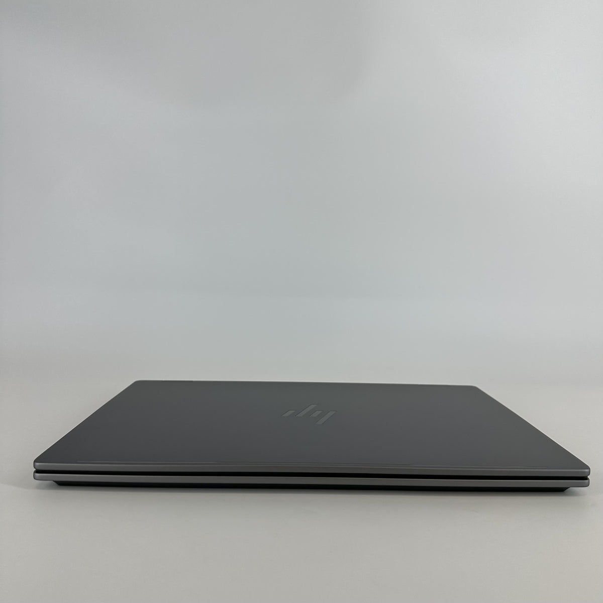 HP OmniBook X Flip 16 Eclipse Gray 2.0 GHz AMD Ryzen AI 5 340 16GB RAM 512GB Solid State Drive