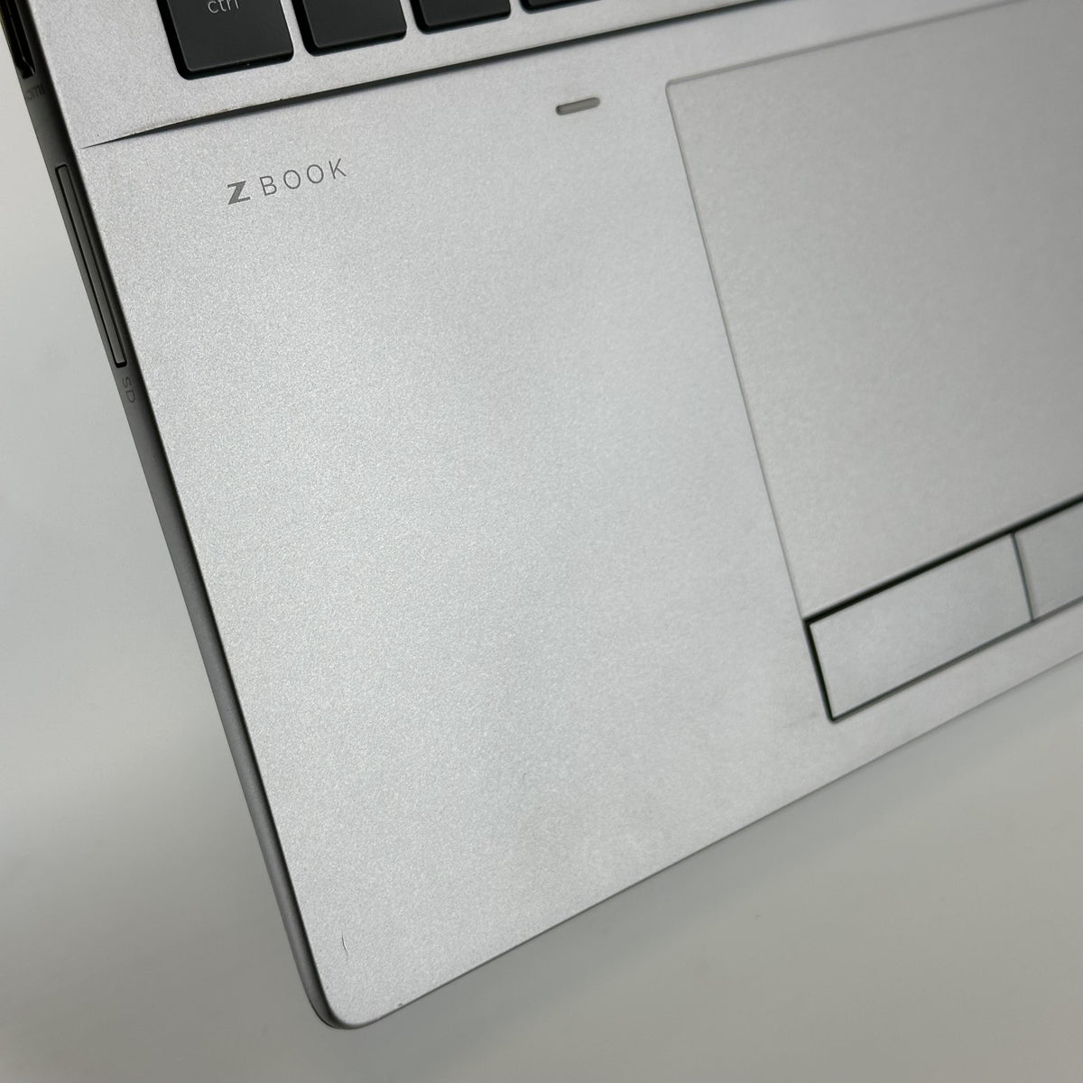 HP ZBook Fury 16 G9 Silver 2.1 GHz Intel Core i7 12th Gen. 32GB RAM 1TB Solid State Drive NVIDIA RTX A2000 8 GB