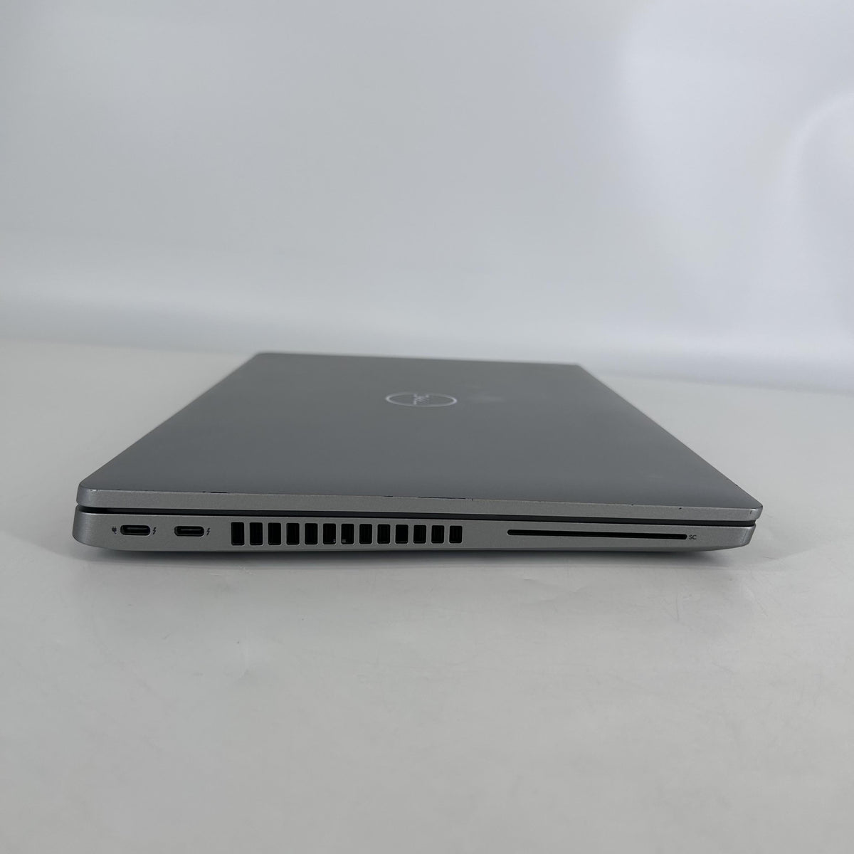 Dell Latitude 5430 14 Gray 1.6 GHz Intel Core i5 12th Gen. 16GB RAM 512GB Solid State Drive