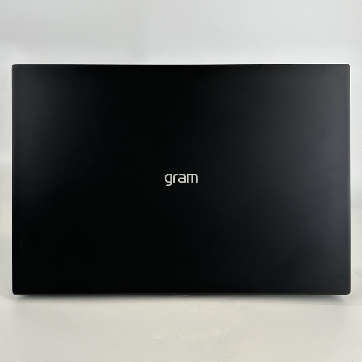 LG Gram 17 Black 2.2 GHz Intel Core Ultra 7 Series 2 32GB RAM 1TB Solid State Drive