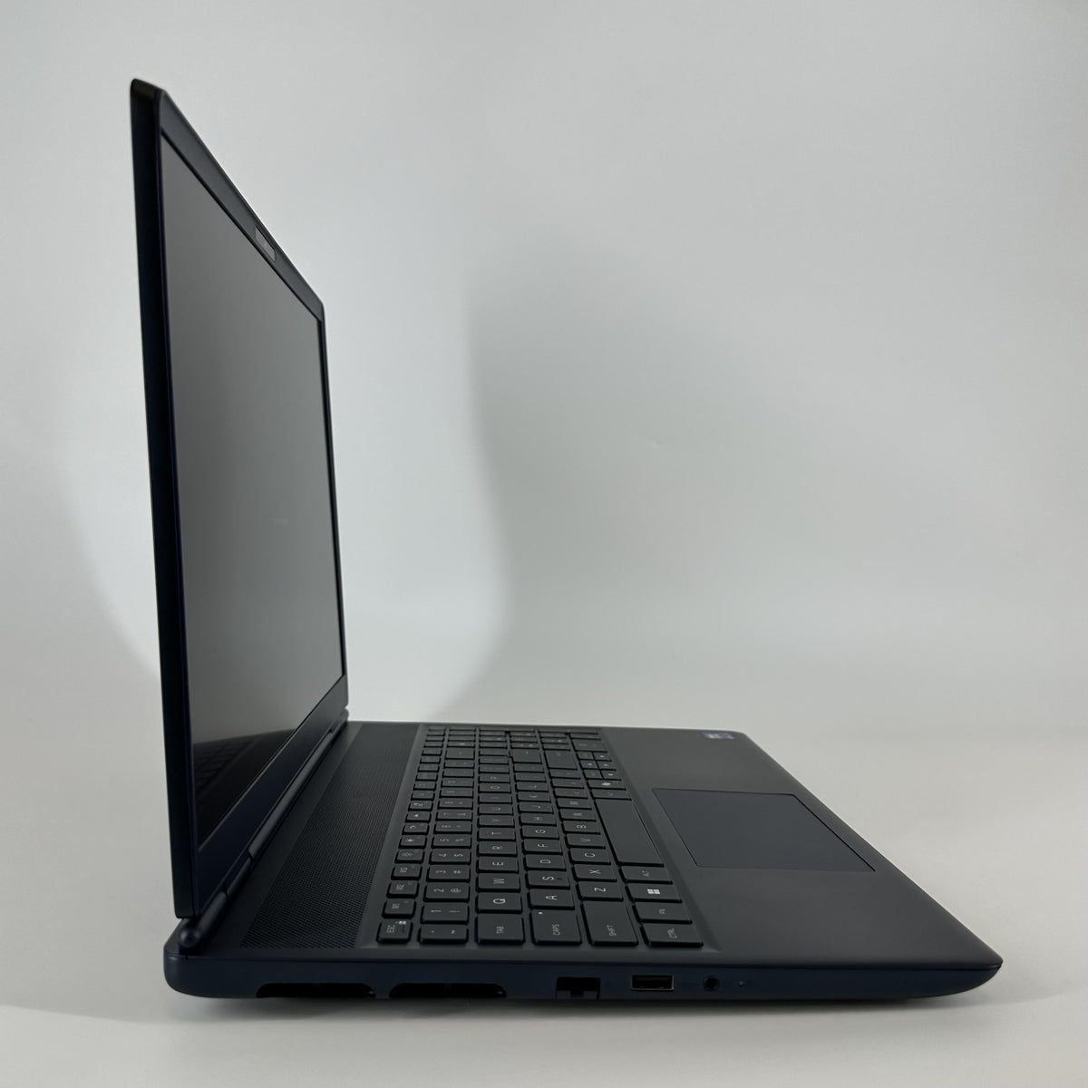 Dell Alienware 16X Aurora Interstellar Indigo 2.7 GHz Intel Core Ultra 9 Series 2 32GB RAM 1TB Solid State Drive NVIDIA GeForce RTX 5060 8 GB