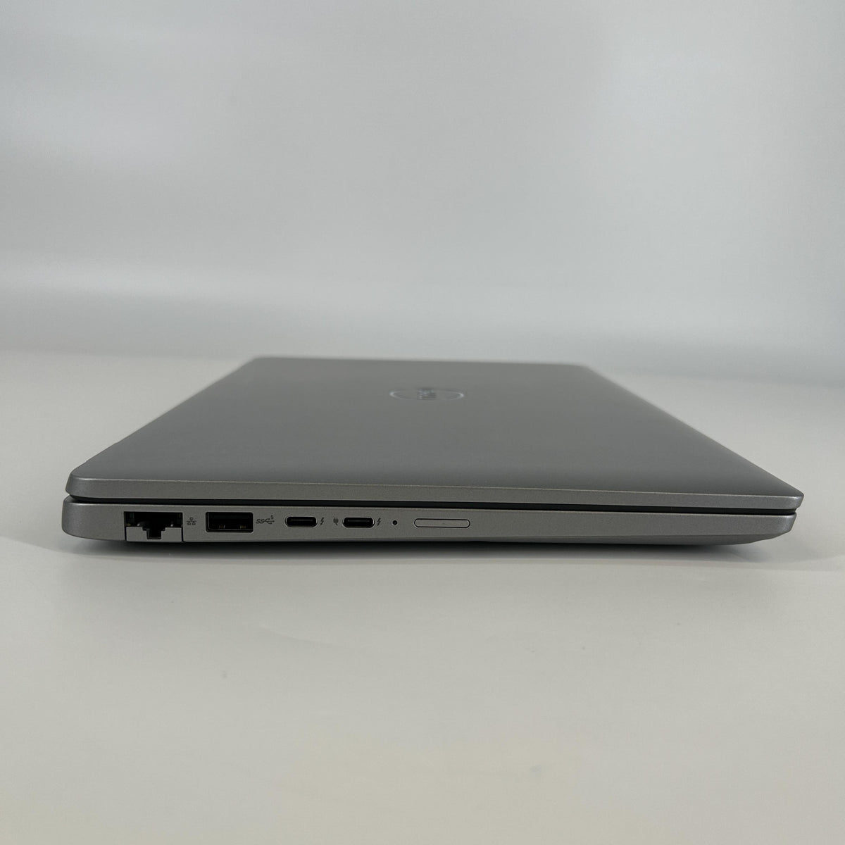 Dell Latitude 5450 14 Gray 1.7 GHz Intel Core Ultra 7 16GB RAM 512GB Solid State Drive