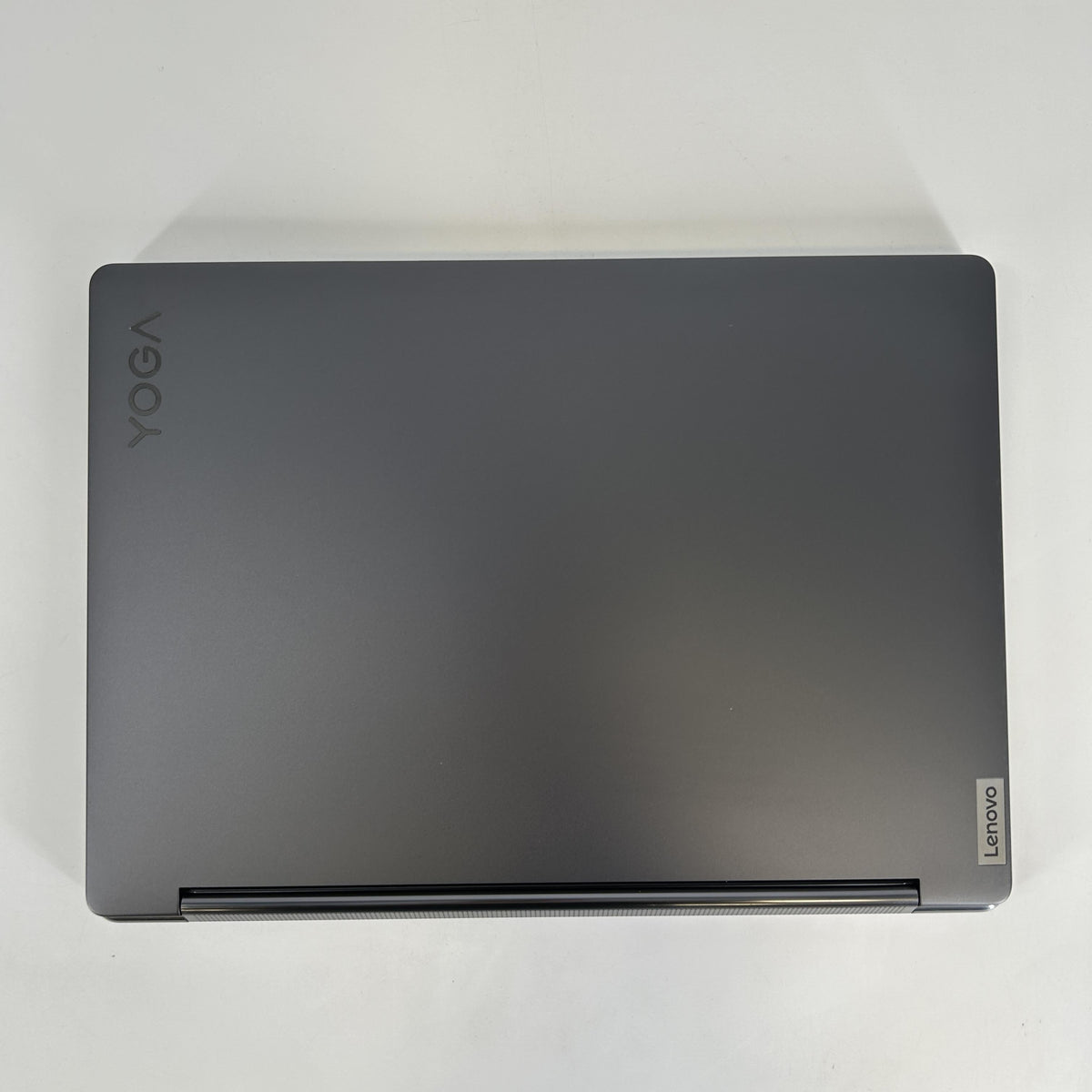 Lenovo Yoga 9i 14 Gray 2.2 GHz Intel Core i7 13th Gen. 16GB RAM 1TB Solid State Drive