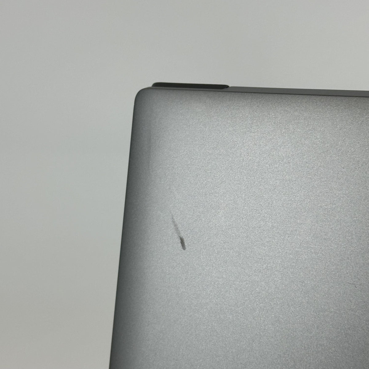 Dell Precision 5490 14 Gray 3.8 GHz Intel Core Ultra 7 32GB RAM 512GB Solid State Drive NVIDIA RTX 1000 Ada 6 GB