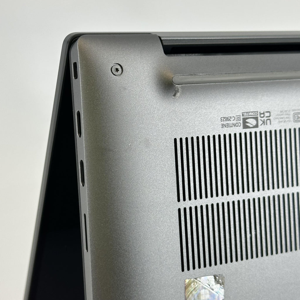 Dell Precision 5490 14 Gray 3.8 GHz Intel Core Ultra 7 32GB RAM 512GB Solid State Drive NVIDIA RTX 1000 Ada 6 GB