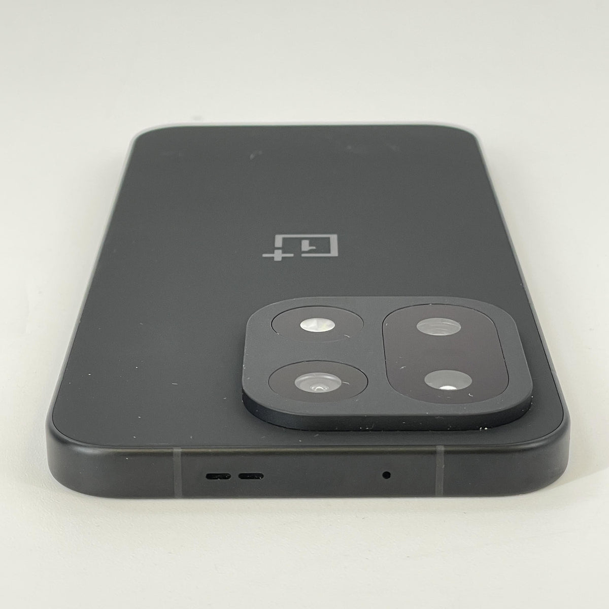 OnePlus 15 16GB RAM 512GB Infinite Black (GSM Unlocked)