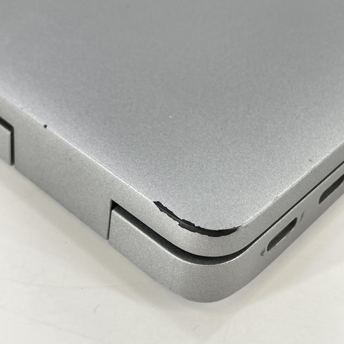 Dell Latitude 5430 14 Gray 1.6 GHz Intel Core i5 12th Gen. 16GB RAM 512GB Solid State Drive