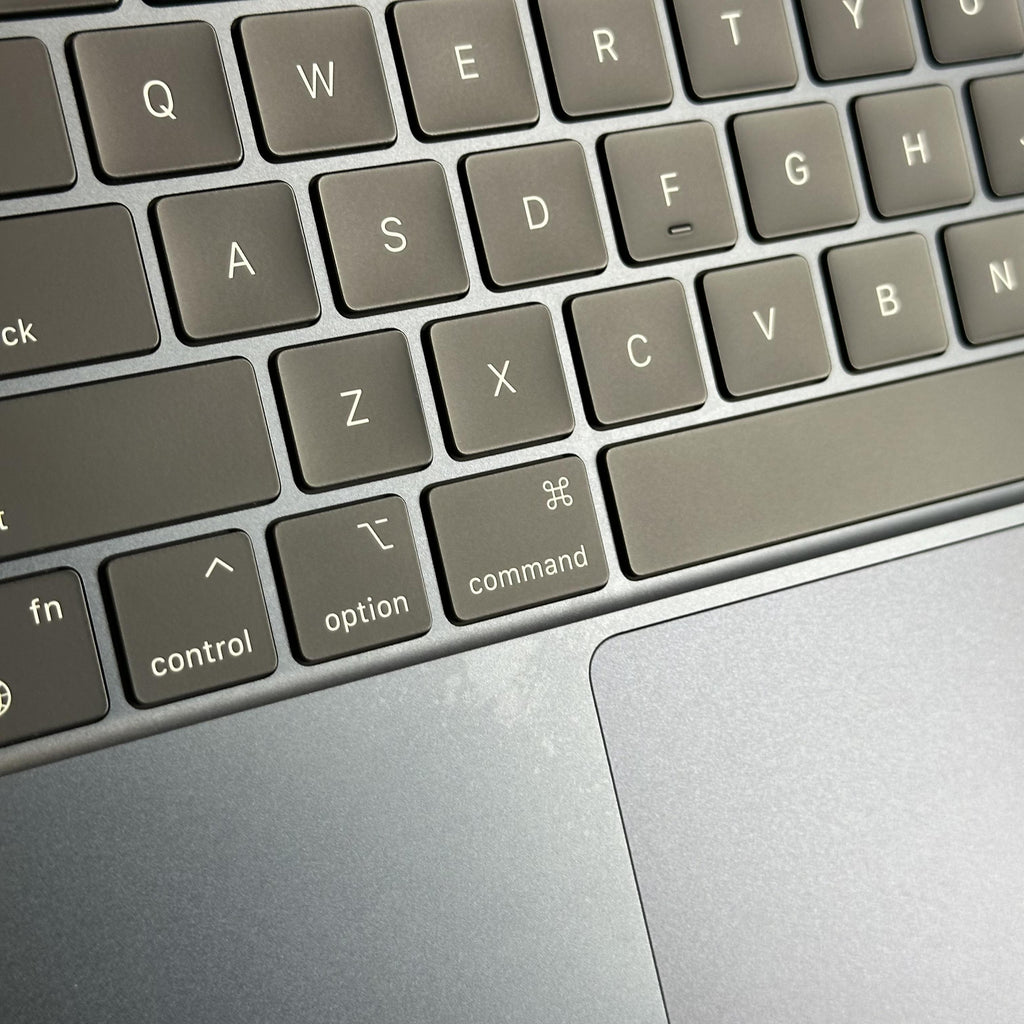 MacBook Air 13 2022 Blue 3.49 GHz M2 8-Core CPU 8GB Unified Memory 256GB Solid State Drive 8-Core GPU