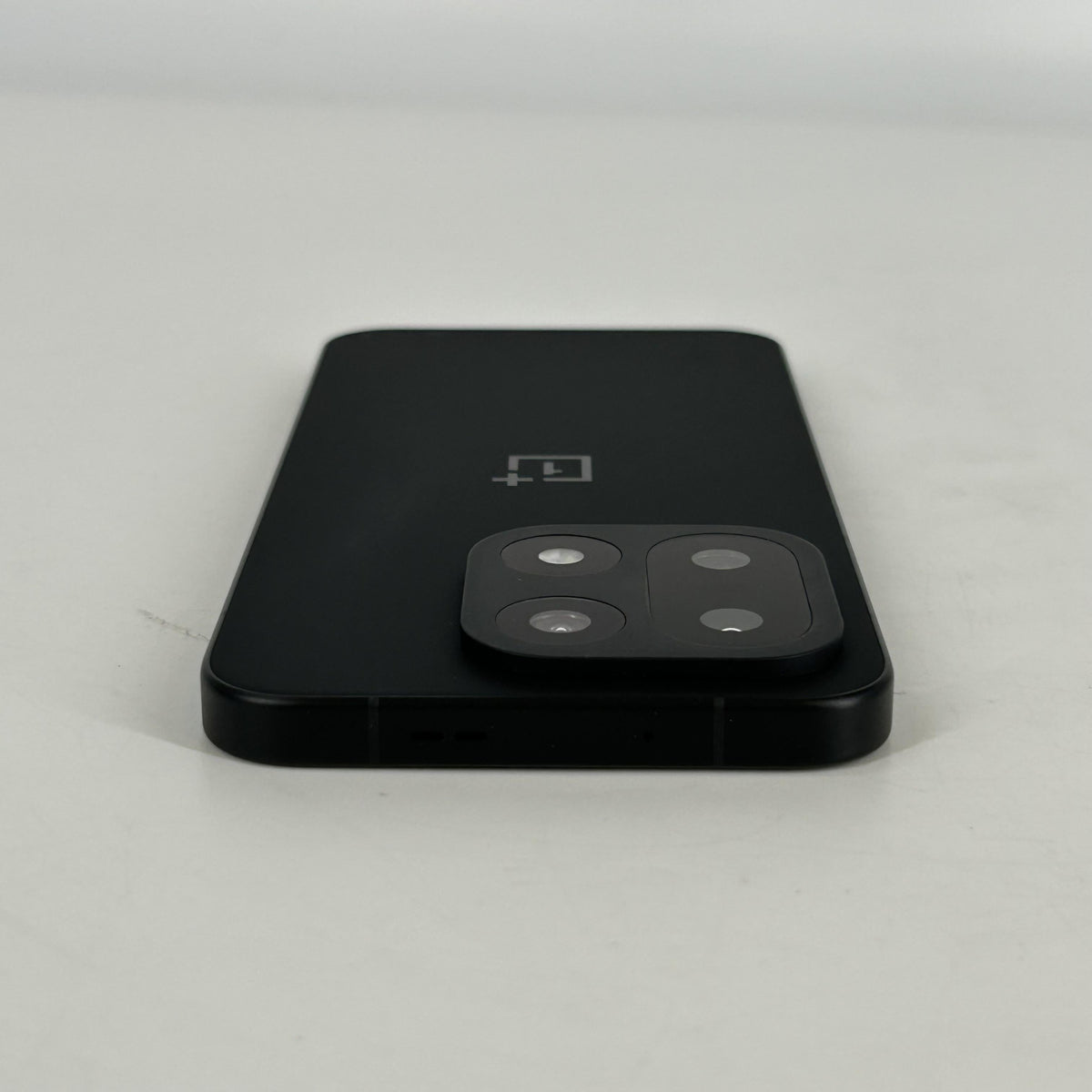 OnePlus 15 12GB RAM 256GB Infinite Black (GSM Unlocked)