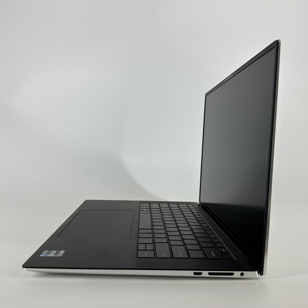 Dell XPS 15 9530 Silver 2.6 GHz Intel Core i9 13th Gen. 32GB RAM 1TB Solid State Drive NVIDIA GeForce RTX 4060 8 GB