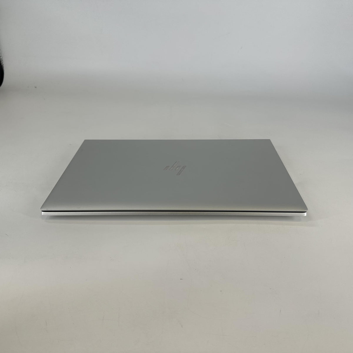 HP Elitebook 845 G8 14 Silver 2.3 GHz AMD Ryzen 5 Pro 5650U 16GB RAM 256GB Solid State Drive