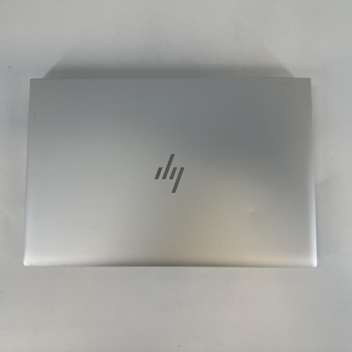 HP Elitebook 845 G8 14 Silver 2.3 GHz AMD Ryzen 5 Pro 5650U 16GB RAM 256GB Solid State Drive