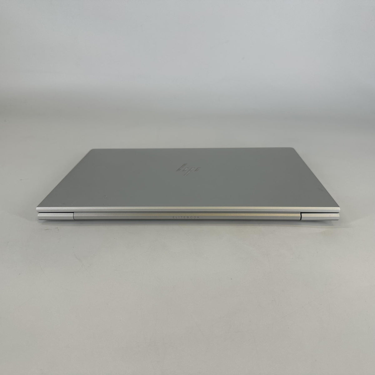 HP Elitebook 845 G8 14 Silver 2.3 GHz AMD Ryzen 5 Pro 5650U 16GB RAM 256GB Solid State Drive