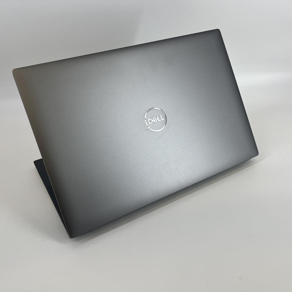 Dell Precision 5690 16 Gray 3.8 GHz Intel Core Ultra 7 32GB RAM 512GB Solid State Drive NVIDIA RTX 1000 Ada 6 GB