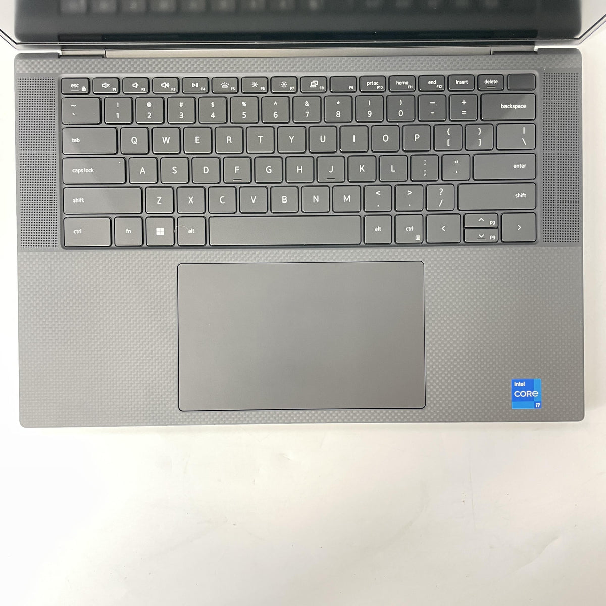 Dell XPS 15 9520 Silver 2.3 GHz Intel Core i7 12th Gen. 16GB RAM 512GB Solid State Drive NVIDIA GeForce RTX 3050 4 GB