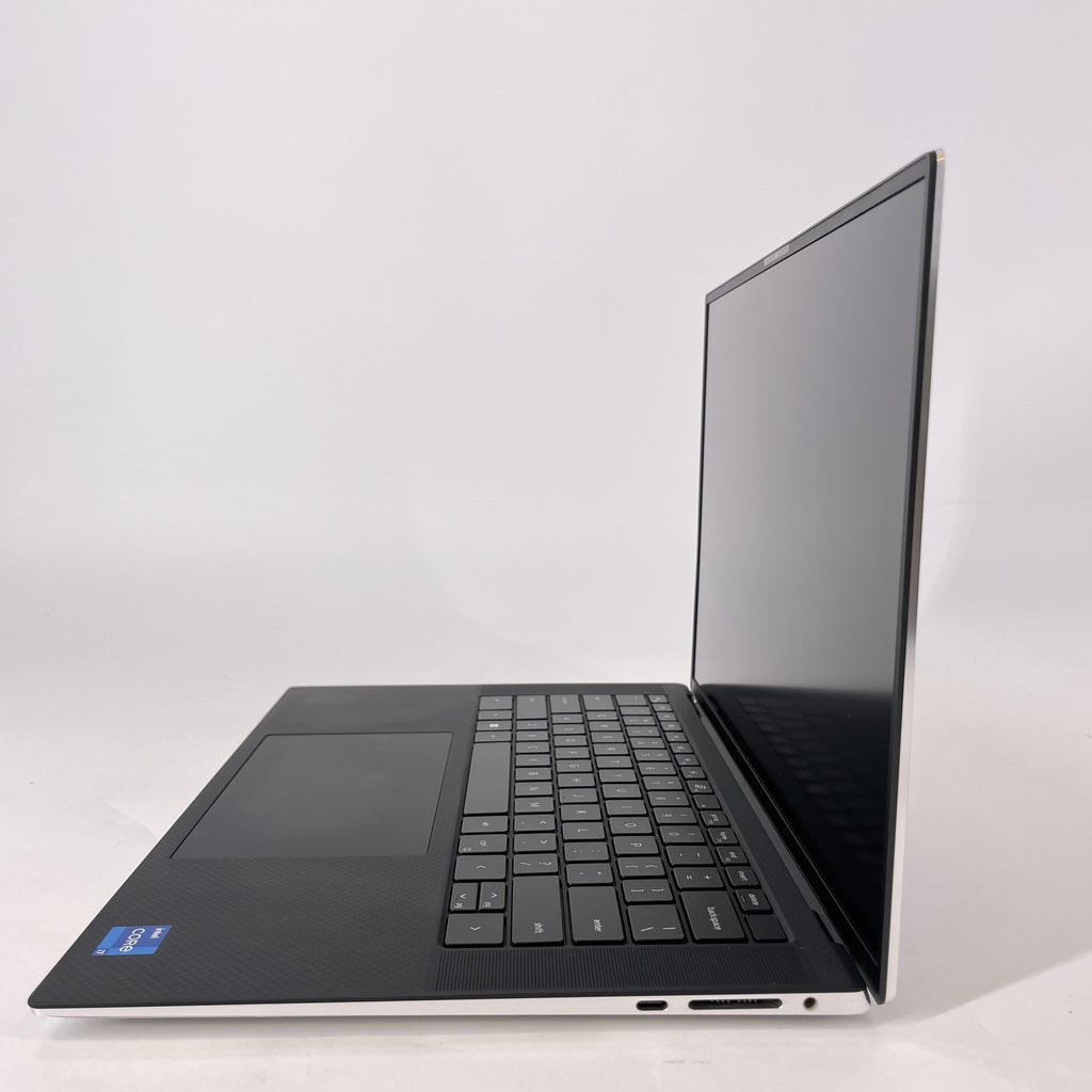 Dell XPS 15 9520 Silver 2.3 GHz Intel Core i7 12th Gen. 16GB RAM 512GB Solid State Drive NVIDIA GeForce RTX 3050 4 GB