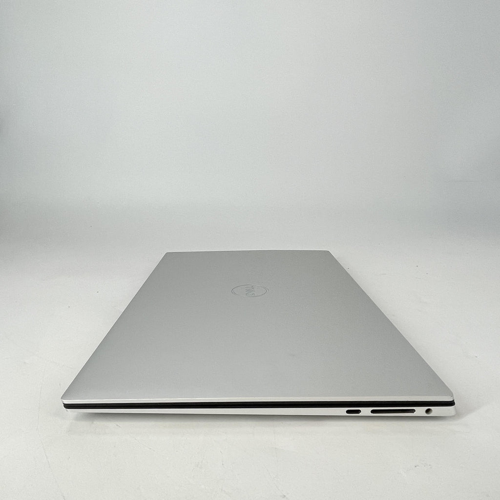 Dell XPS 15 9520 Silver 2.3 GHz Intel Core i7 12th Gen. 16GB RAM 512GB Solid State Drive NVIDIA GeForce RTX 3050 4 GB