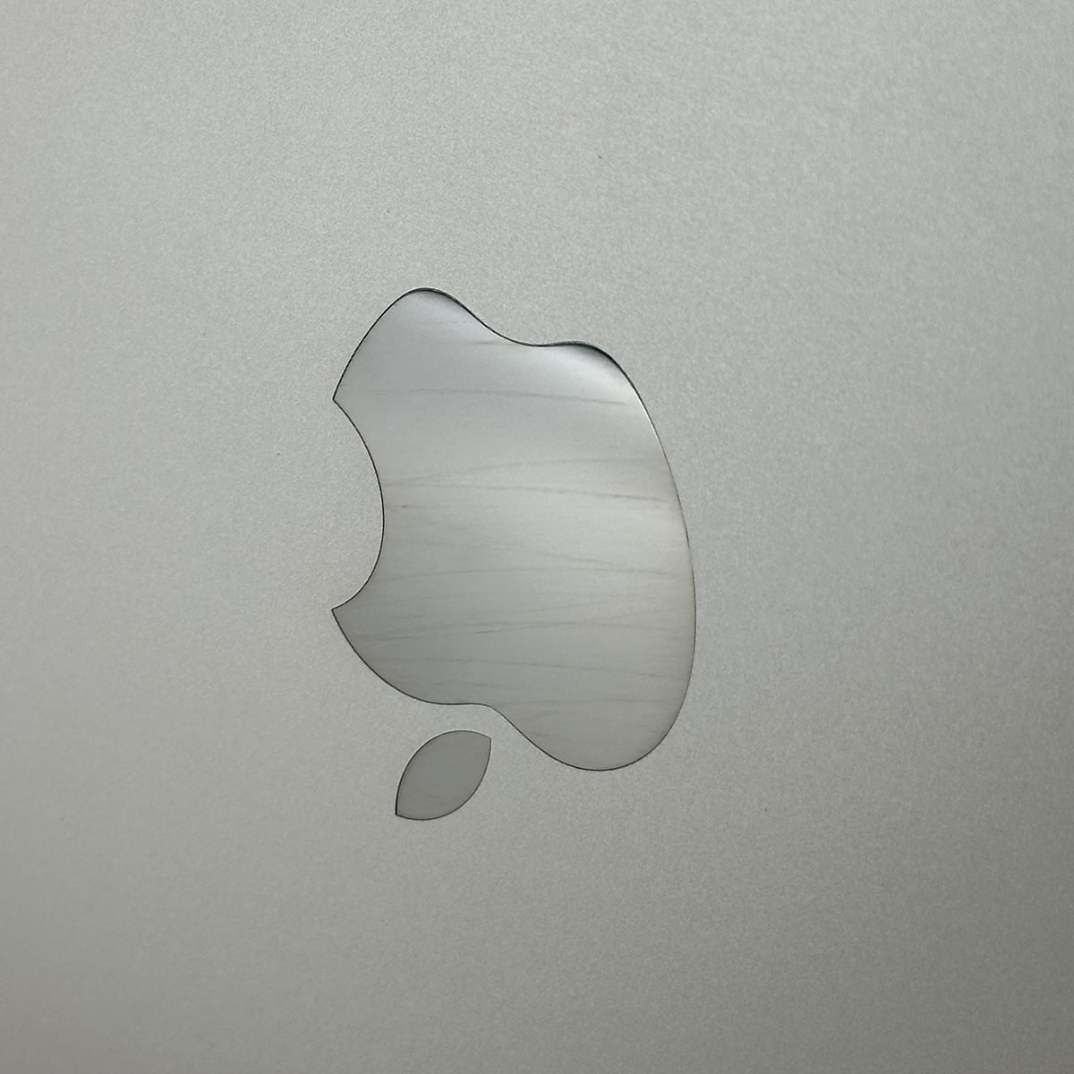 Apple MacBook Air 13 2024 Gold 4.06 GHz M3 8-Core CPU 8GB Unified Memory 256GB Solid State Drive 8-Core GPU