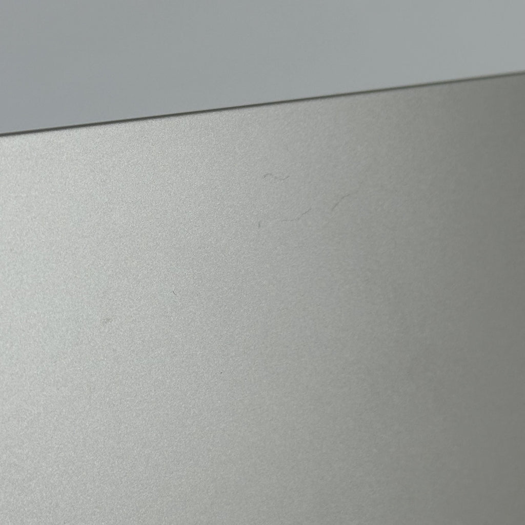 Apple MacBook Air 13 2024 Gold 4.06 GHz M3 8-Core CPU 8GB Unified Memory 256GB Solid State Drive 8-Core GPU