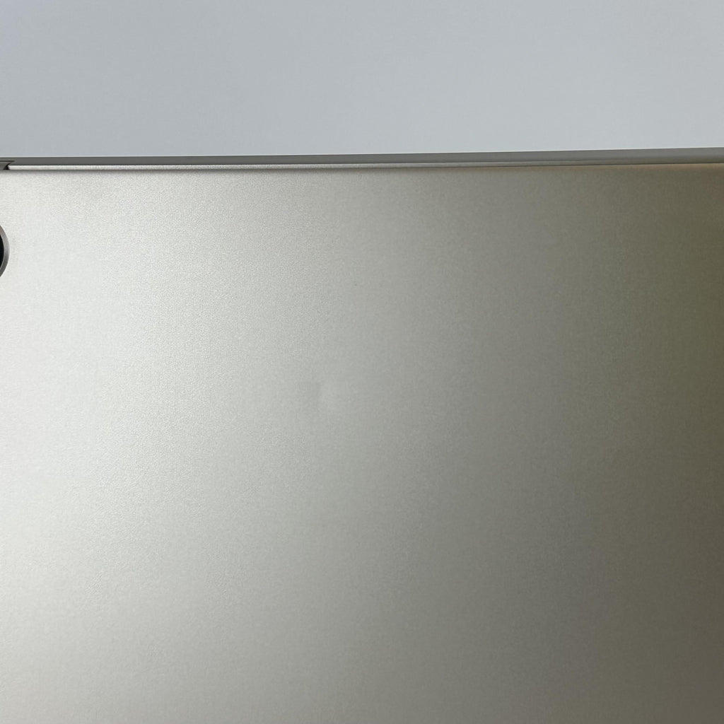 Apple MacBook Air 13 2024 Gold 4.06 GHz M3 8-Core CPU 8GB Unified Memory 256GB Solid State Drive 8-Core GPU