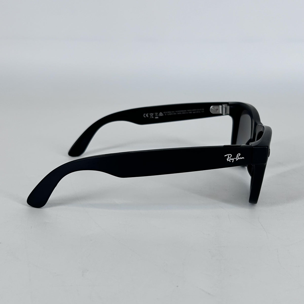 Meta Ray-Ban Meta Wayfarer (Gen 2) Matte Black 32GB
