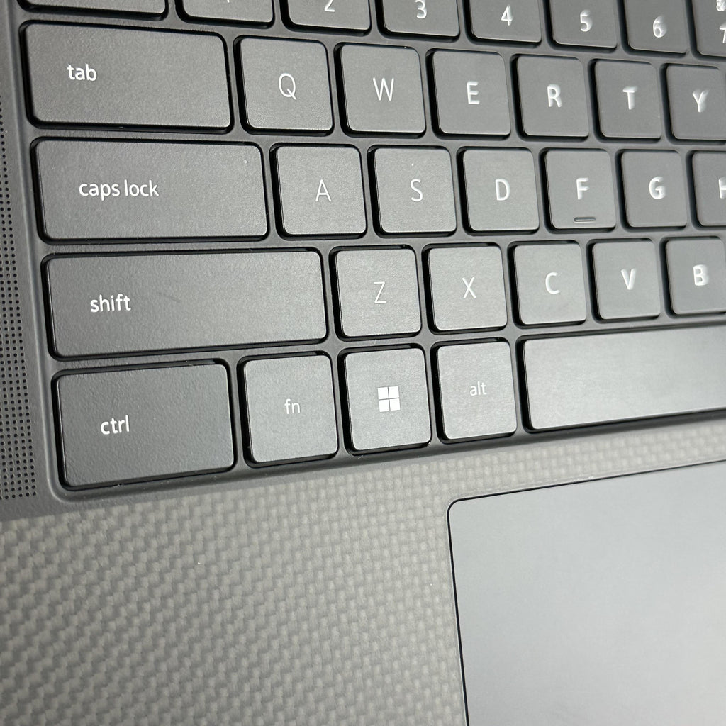 Dell XPS 15 9510 Silver 2.5 GHz Intel Core i9 11th Gen. 64GB RAM 2TB Solid State Drive NVIDIA GeForce RTX 3050 Ti 4 GB